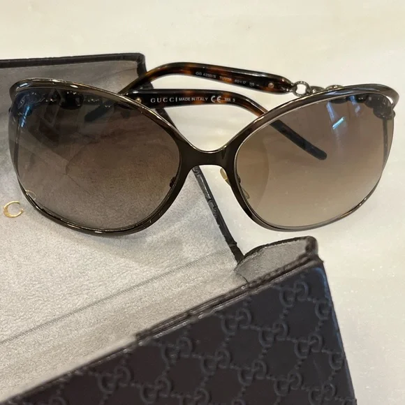 Elegant Brown Sunglasses
